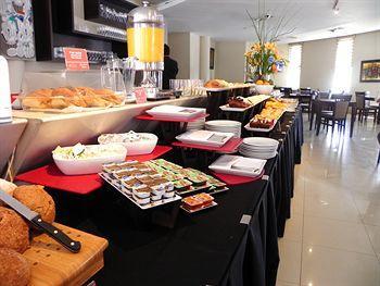 Hotel Quorum Golf, Tenis & Spa 코르도바 외부 사진