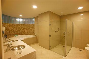 Hotel Quorum Golf, Tenis & Spa 코르도바 외부 사진